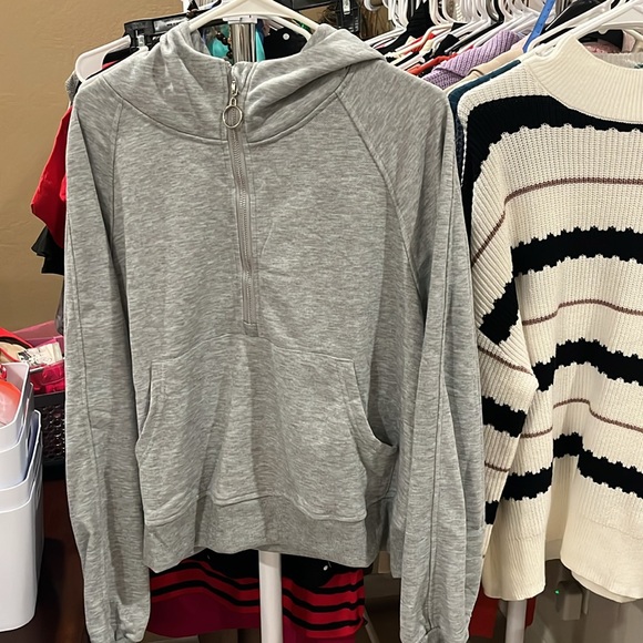 Grey Pullover Front Pocket Half Zipped Up Hooded  Sweatshirt - Picture 6 of 9